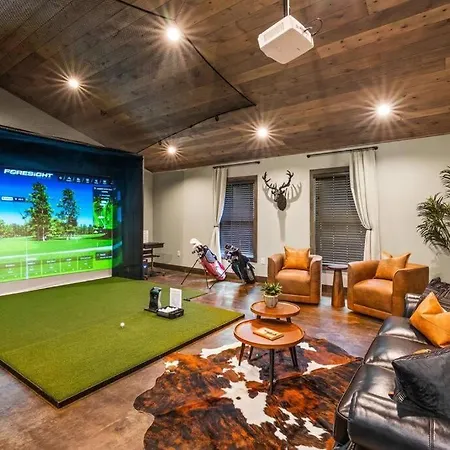 Wow! New Lodge Golf Simulator Sleeps20 Great Loc